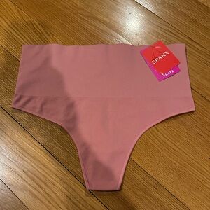 SPANX women’s High Waisted Everyday Shaping Thong
